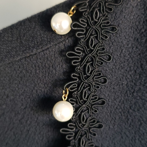 1980s Vintage Pearl Embellished Blazer - Picture 5 of 6